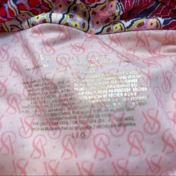 32B Vs Victoria’s Secret Bombshell /Miraculous Bikini swimsuit bathingsuit 2pc - Picture 10 of 16